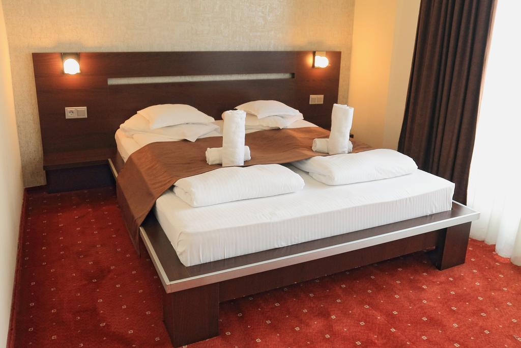 Hotel Premier Sibiu Buitenkant foto