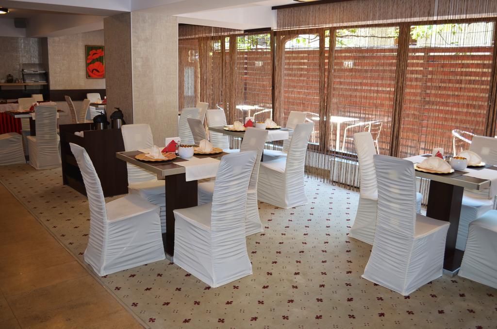 Hotel Premier Sibiu Buitenkant foto