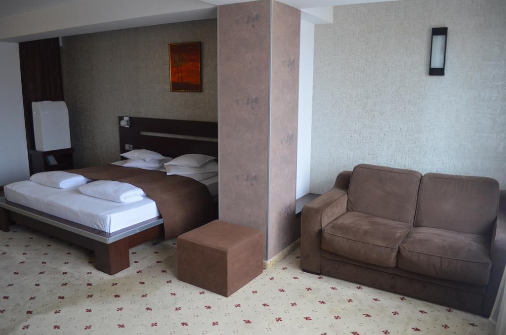 Hotel Premier Sibiu Buitenkant foto