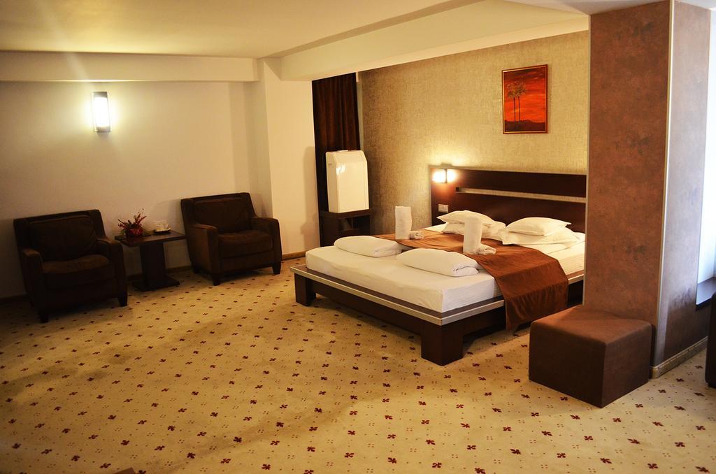 Hotel Premier Sibiu Buitenkant foto