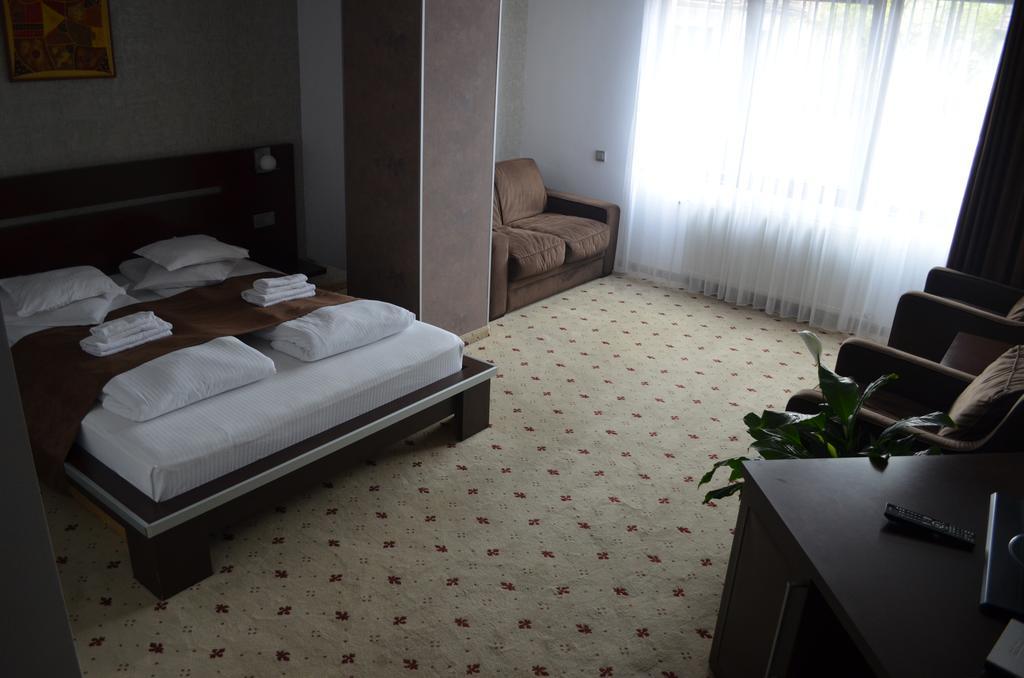 Hotel Premier Sibiu Buitenkant foto